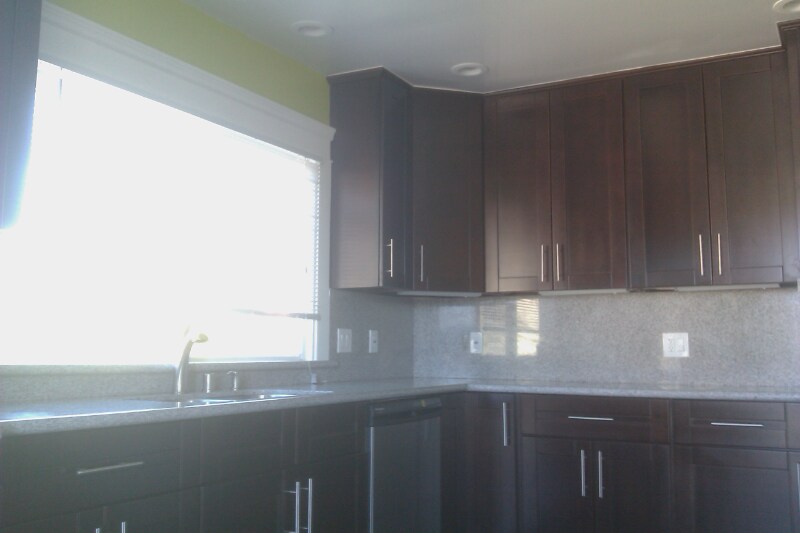 917 Grand Ave in South San Francisco, CA - Building Photo