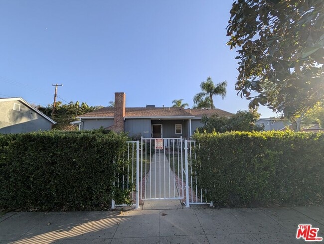 5768 Graves Ave in Los Angeles, CA - Building Photo - Building Photo