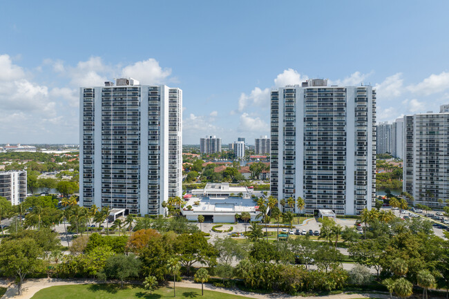 El Dorado Towers in Miami, FL - Building Photo - Building Photo