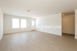 3713 Los Cabos Dr in Mustang, OK - Building Photo - Building Photo