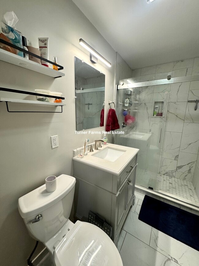 724 Parker St, Unit 3 in Boston, MA - Building Photo - Building Photo