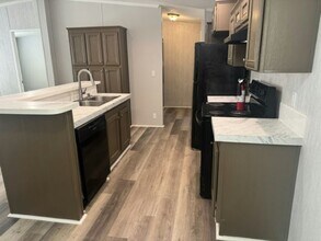4810 Valda Ln in Tampa, FL - Building Photo - Building Photo