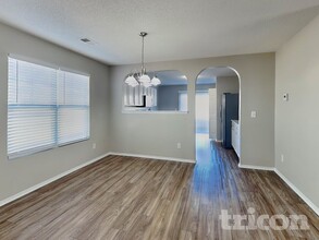 933 Mailwood Dr in Knightdale, NC - Building Photo - Building Photo