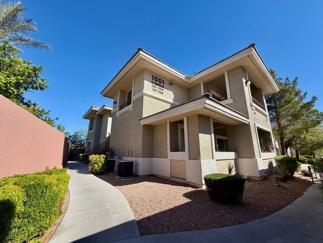 1001 Domnus Ln