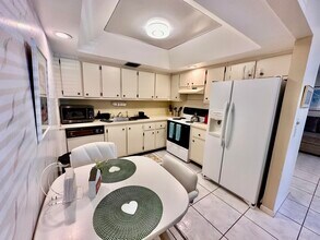 1805 Eleuthera Point in Coconut Creek, FL - Building Photo - Building Photo