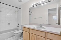 17220 SW 93rd Ave in Palmetto Bay, FL - Building Photo - Building Photo