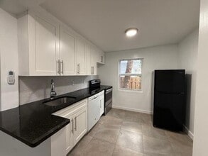 919 2nd St, Unit 2 in West Palm Beach, FL - Foto de edificio - Building Photo