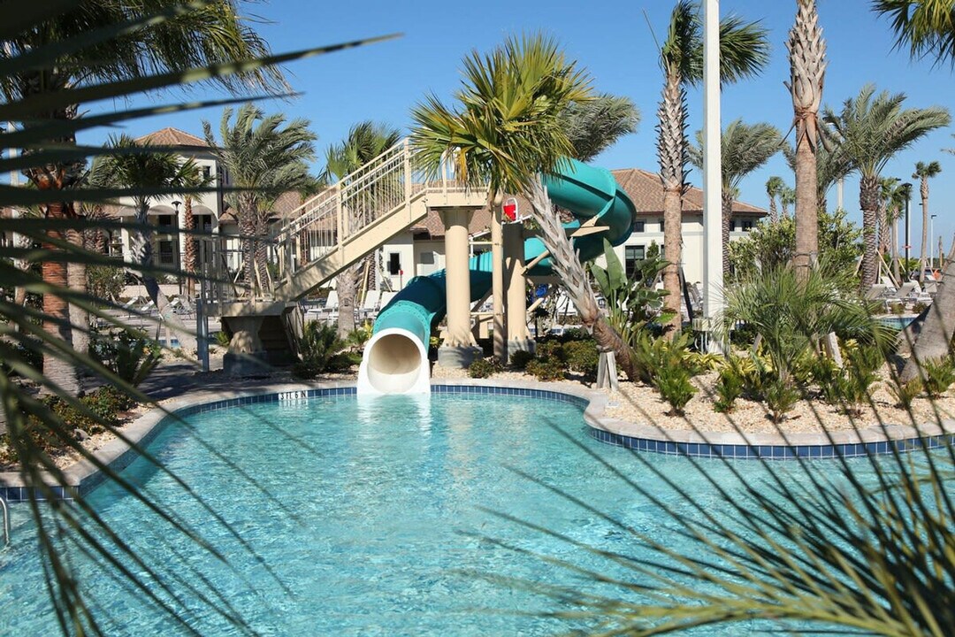 994 Splash Shot Pl in Davenport, FL - Building Photo