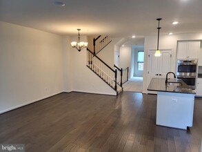 41438 Black Cherry Terrace in Aldie, VA - Building Photo - Building Photo
