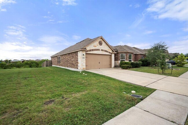 19825 Per Lange Pass in Manor, TX - Foto de edificio - Building Photo