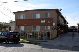 947 S Myrtle Ave in Inglewood, CA - Foto de edificio - Primary Photo