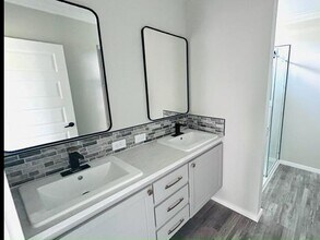 5033 Coquina Crossing Dr in Elkton, FL - Building Photo - Building Photo