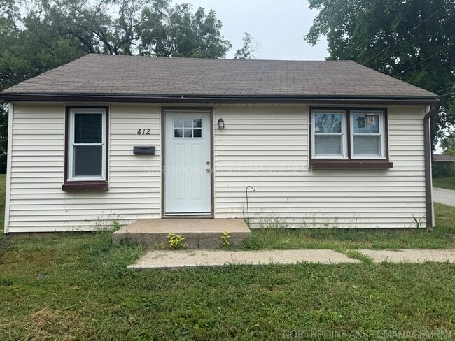 property at 612 Summit St