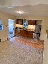 17 Makai Pl in Kula, HI - Building Photo