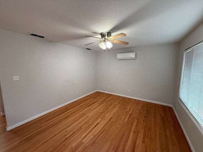 1608 Rockrose Rd in West Sacramento, CA - Building Photo - Building Photo