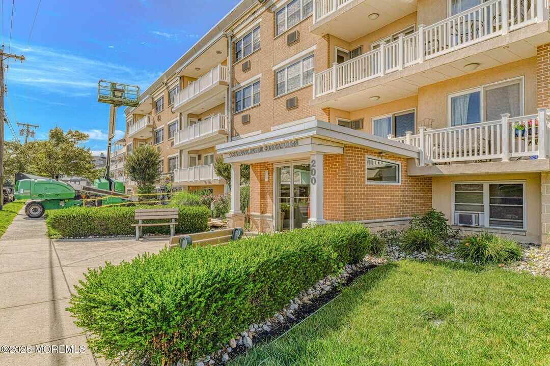 200 Ocean Park Ave in Bradley Beach, NJ - Building Photo