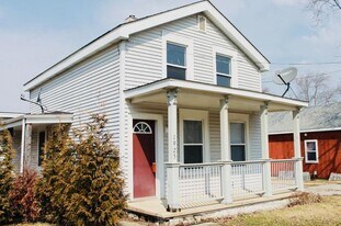 1925 S State St in Lockport, IL - Building Photo
