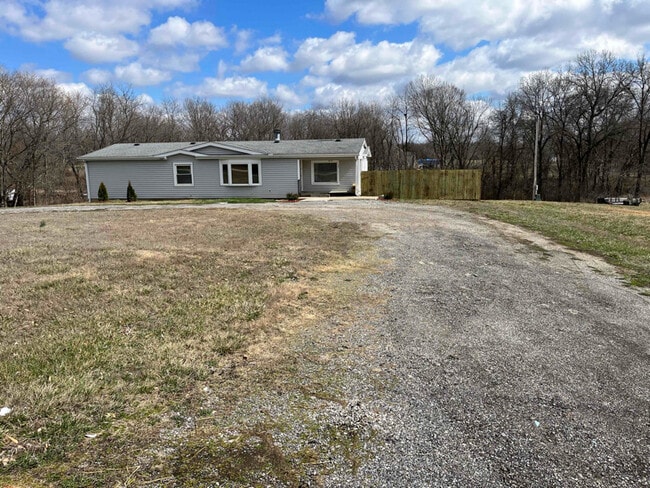 property at 203 N Devasher Rd
