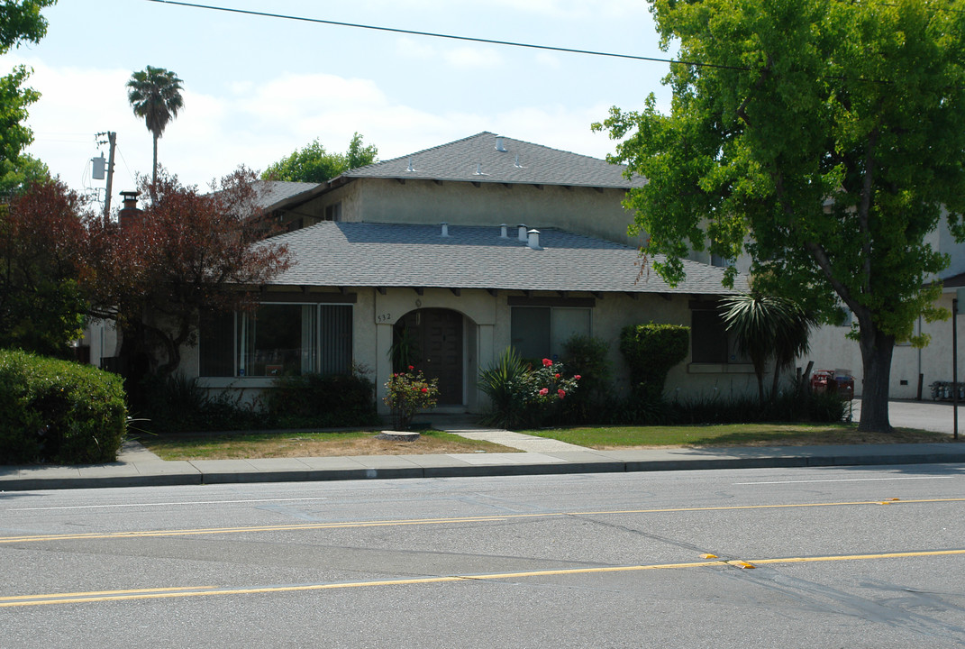 532 Fairoaks Ave in Sunnyvale, CA - Building Photo