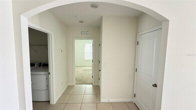 36110 Jenny Lynne Cir in Zephyrhills, FL - Building Photo - Building Photo
