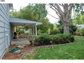 1305 Briarwood Rd in Fort Collins, CO - Foto de edificio - Building Photo