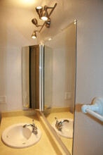 862 Evergreen St in Hemet, CA - Building Photo - Building Photo