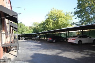 710 S Medina St in San Antonio, TX - Building Photo - Building Photo