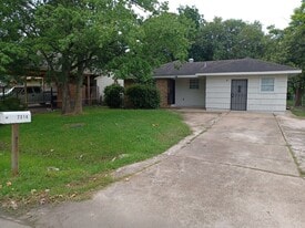7314 Howton St in Houston, TX - Building Photo