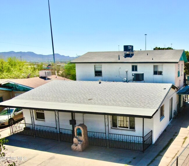 property at 517 Bataan Cir