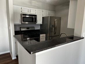 8941 Town Center Cir, Unit 203 in Upper Marlboro, MD - Foto de edificio - Building Photo