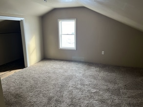 633 E 11th St in Erie, PA - Building Photo - Building Photo