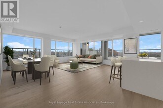 259 The Kingsway in Toronto, ON - Building Photo - Building Photo