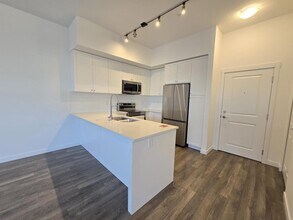 15738-15785 85 Ave in Surrey, BC - Building Photo - Building Photo