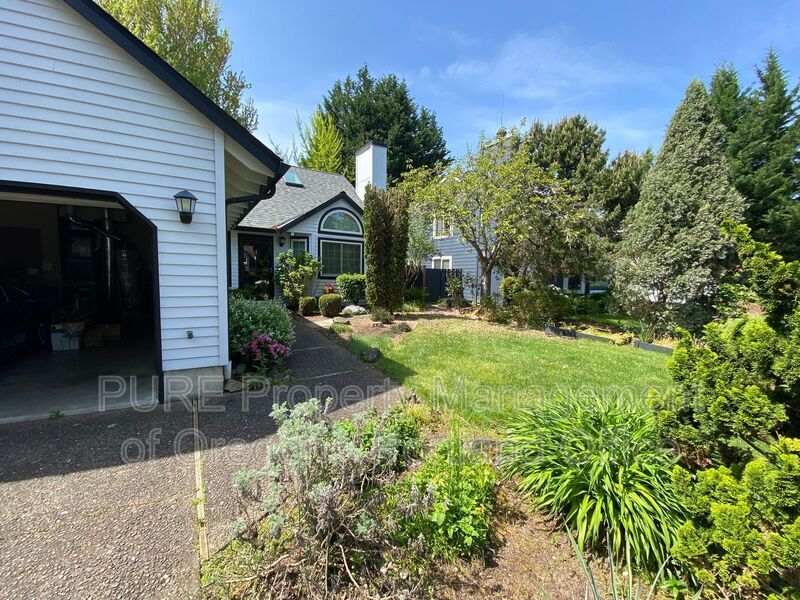 15779 SW 87th Ave in Tigard, OR - Building Photo