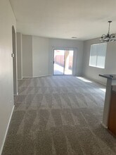 6819 S 37th Dr in Phoenix, AZ - Building Photo - Building Photo