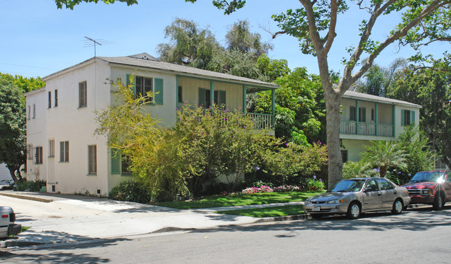 216-218 S Arnaz Dr in Beverly Hills, CA - Building Photo - Building Photo