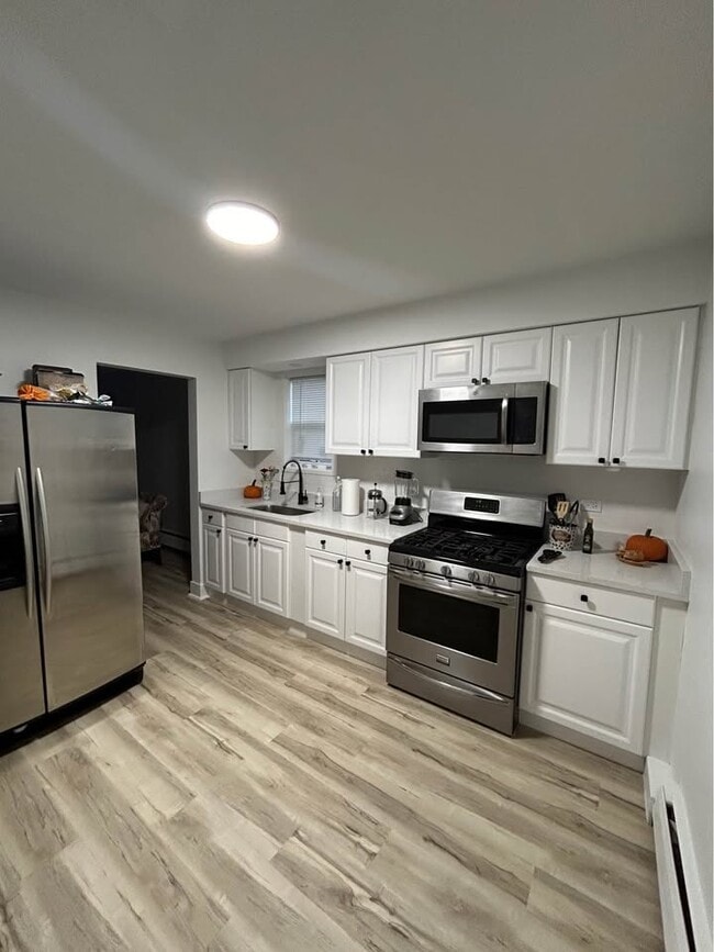 4915 Egandale Ave, Unit 2