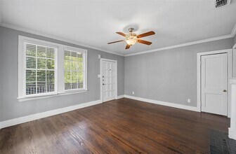 4701 Worth St in Dallas, TX - Building Photo - Building Photo