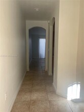 942 NE 42nd Pl in Homestead, FL - Building Photo - Building Photo