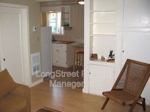 3140 NW Grant Ave in Corvallis, OR - Building Photo - Building Photo