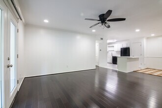 1001 Woodland Vlg, Unit 1001 in Vestavia Hills, AL - Building Photo - Building Photo
