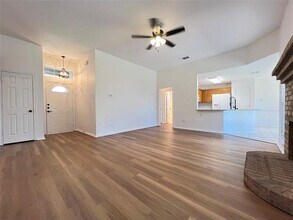 2005 Laney Dr in Sanger, TX - Building Photo - Building Photo