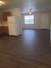 975 E Margaret St in Piggott, AR - Building Photo - Building Photo