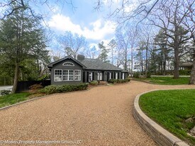 123 N Palisades Dr in Signal Mountain, TN - Building Photo