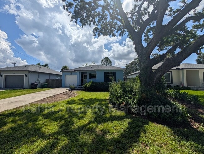 7306 S West Shore Blvd in Tampa, FL - Building Photo - Building Photo