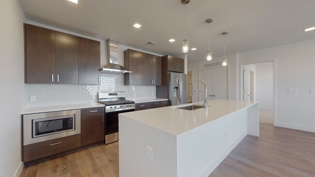 1898 S Bannock St, Unit 1898 S Bannock in Denver, CO - Building Photo - Building Photo
