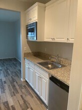 34882 Kingsnake Ave, Unit Casita in Murrieta, CA - Foto de edificio - Building Photo