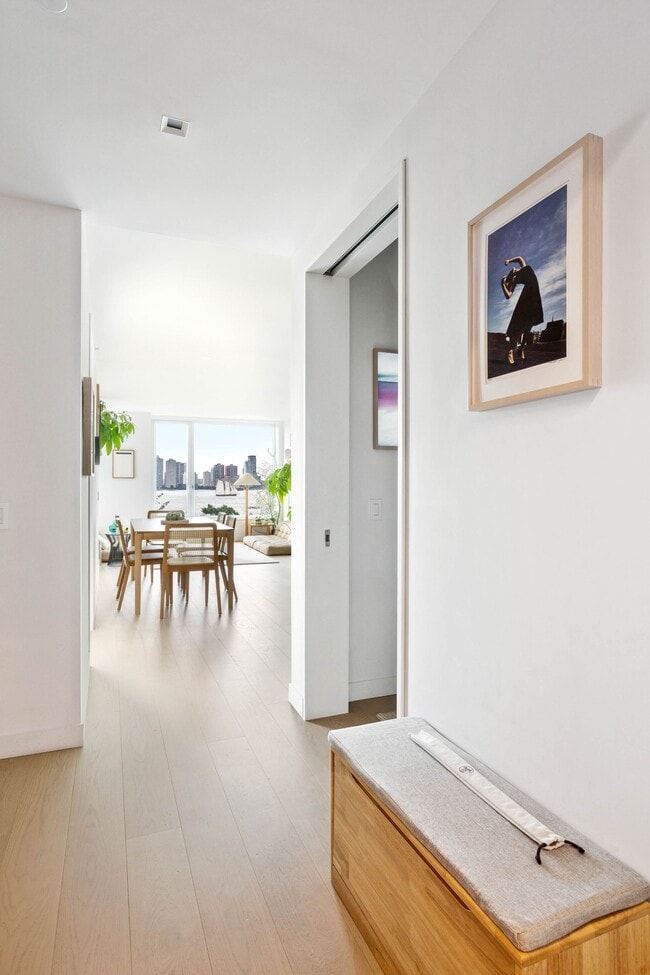 450 Washington St in New York, NY - Building Photo - Building Photo