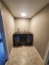 355 S Hokendauqua Dr in Northampton, PA - Building Photo - Building Photo