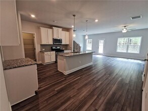 159 Station Overlook Dr in Auburn, GA - Building Photo - Building Photo